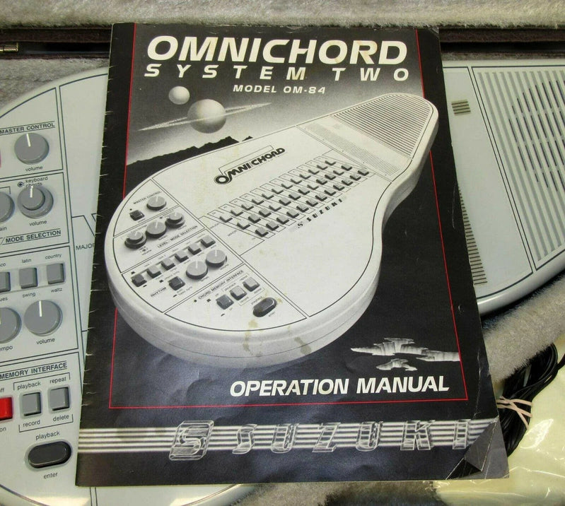 Suzuki Omnichord Om 84 System Two w/Hard Case Power Supply Manual Tested Works