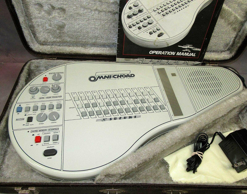 Suzuki Omnichord Om 84 System Two w/Hard Case Power Supply Manual Tested Works