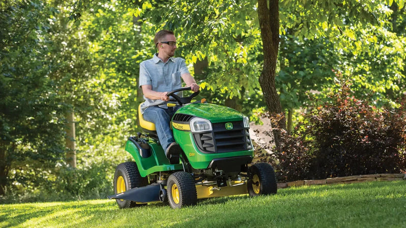 John Deere S100 Ride-On Lawnmower, 107 Cm, 42 In. Cutting Width C 17.5 Hp Petrol Hydrostatic Drive