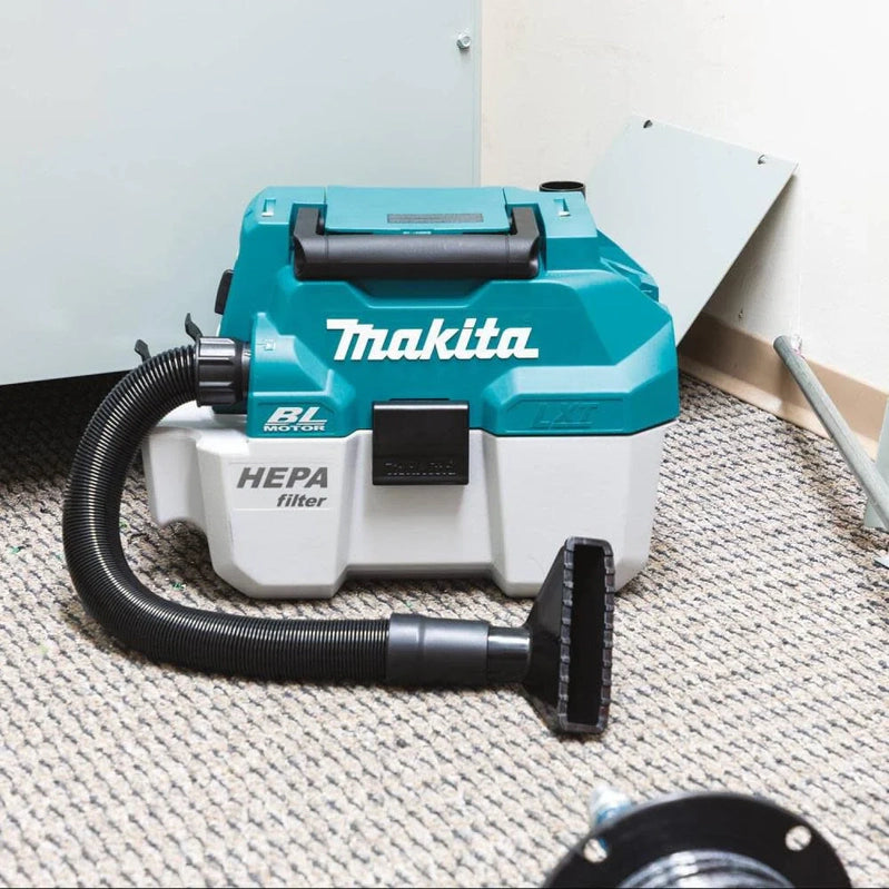Makita 18V Lxt 2 Gallon Hepa Portable Wet/Dry Dust Extractor/Vacuum Kit XCV11T From Makita